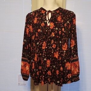 Beautiful Old Navy Peasant Style Blouse